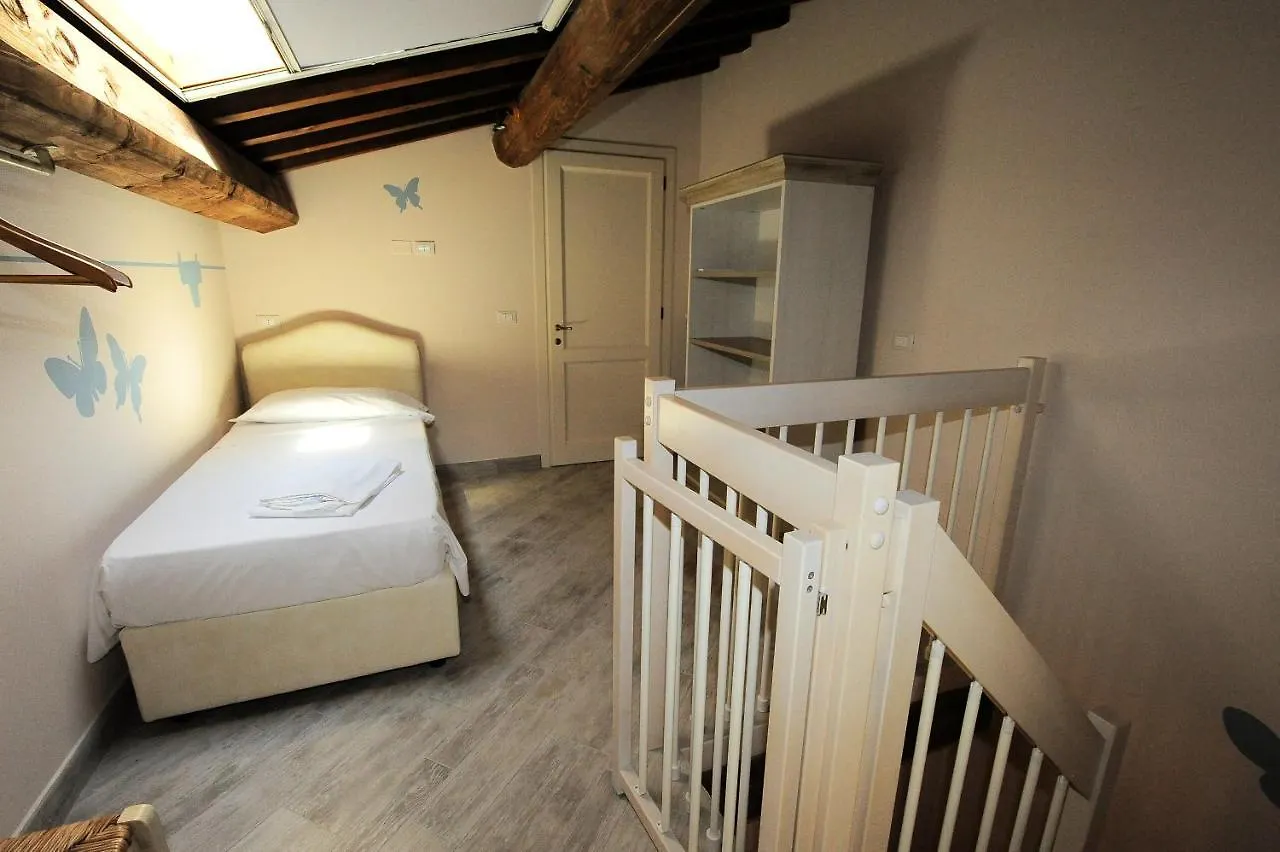 Fattoria Palazzeta - Pet & Family Friendly Aparthotel Cecina