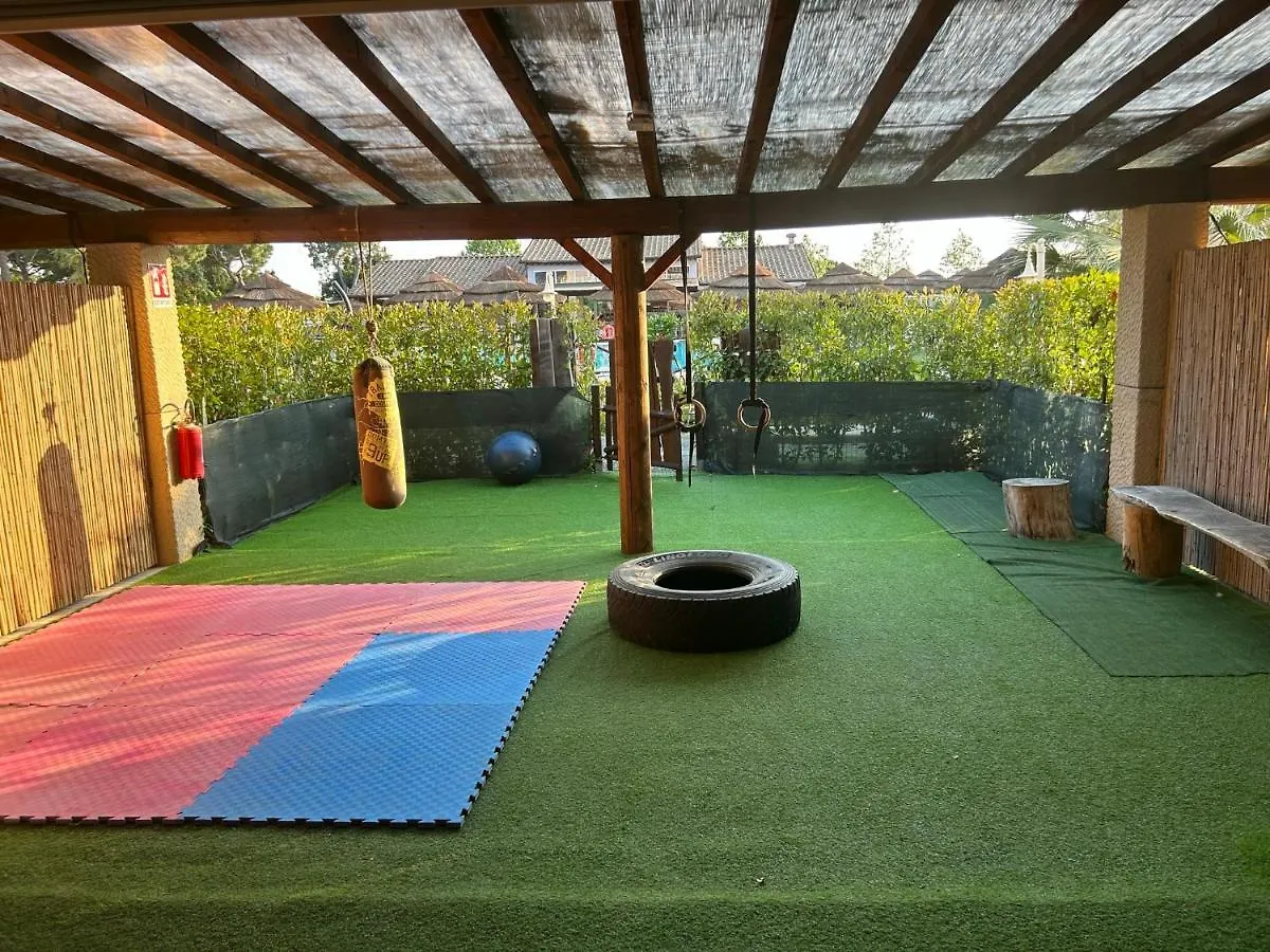 Aparthotel Fattoria Palazzeta - Pet & Family Friendly Cecina