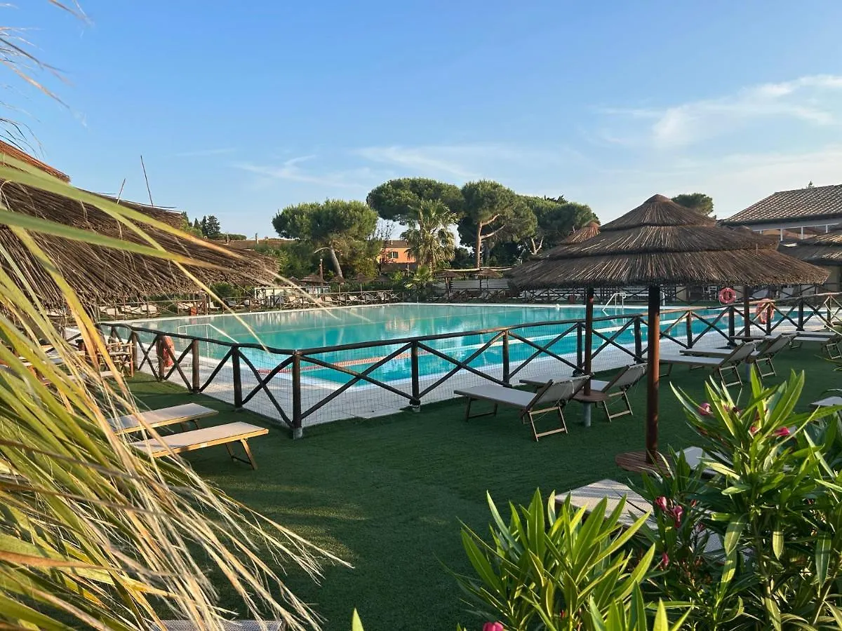 Aparthotel Fattoria Palazzeta - Pet & Family Friendly Cecina