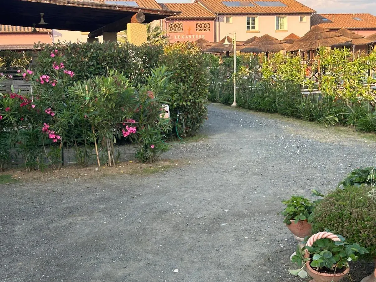 Aparthotel Fattoria Palazzeta - Pet & Family Friendly Cecina  Cecina (Livorno)