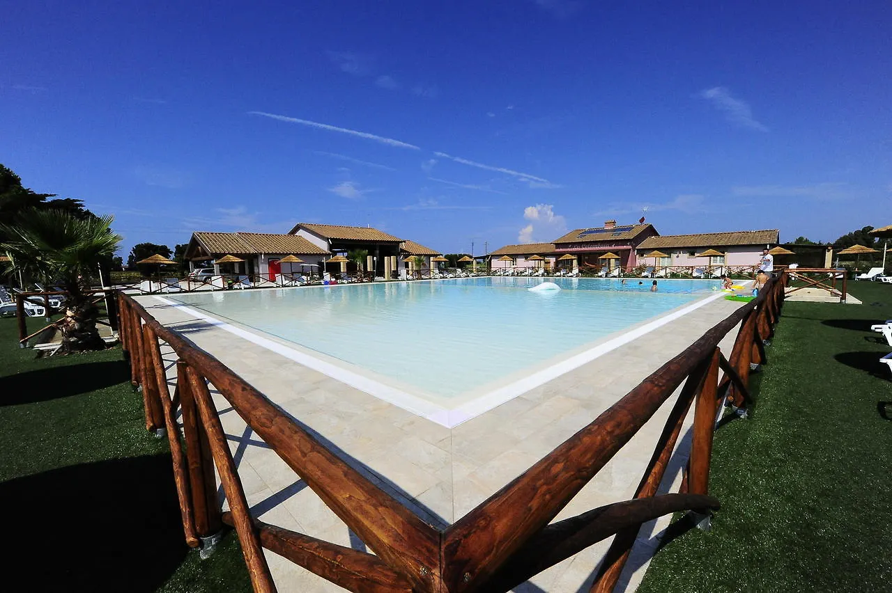 Aparthotel Fattoria Palazzeta - Pet & Family Friendly Cecina