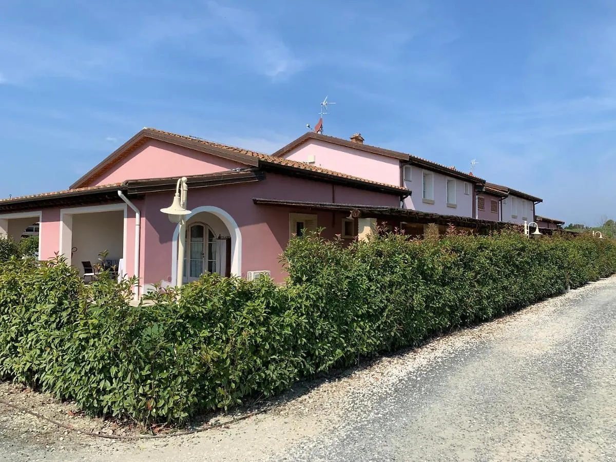Aparthotel Fattoria Palazzeta - Pet & Family Friendly Cecina  Włochy